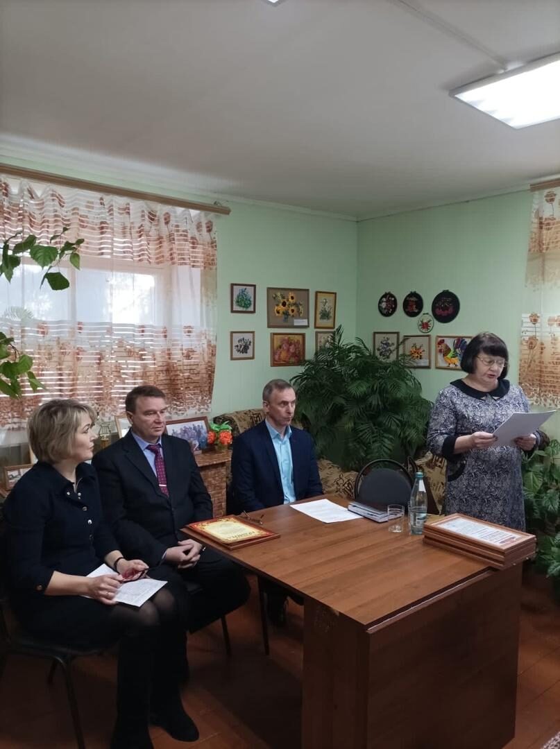 БУ ОО «ЦСОН Покровского района» прошло совещание по итогам работы 2022 года.